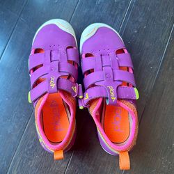 Plae brand sandals