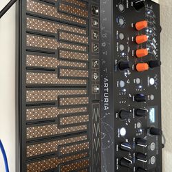 Arturia Microfreak synth keyboard