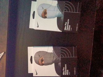 4 Nike ski mask read description
