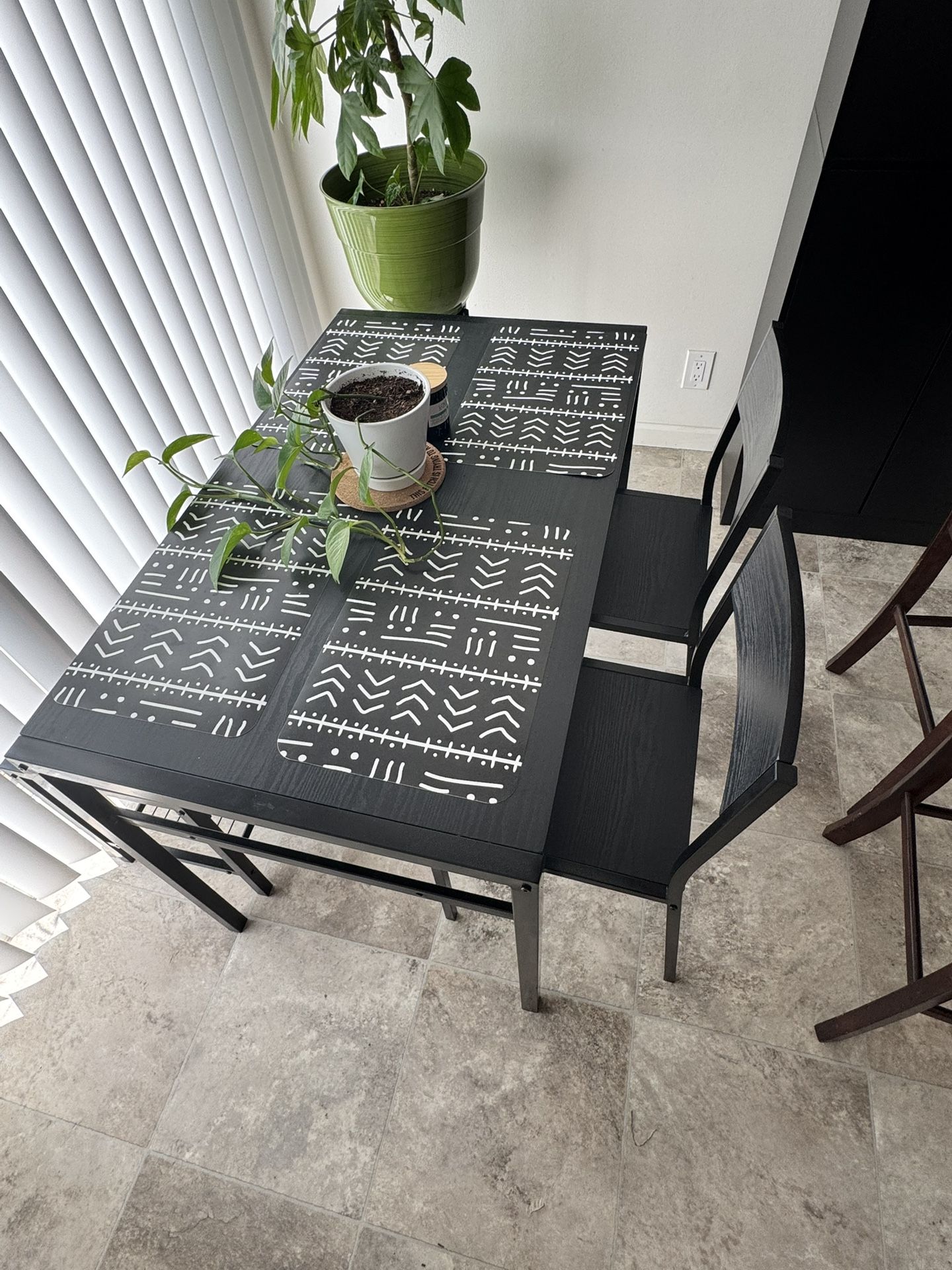 Kitchen Table for Sale!