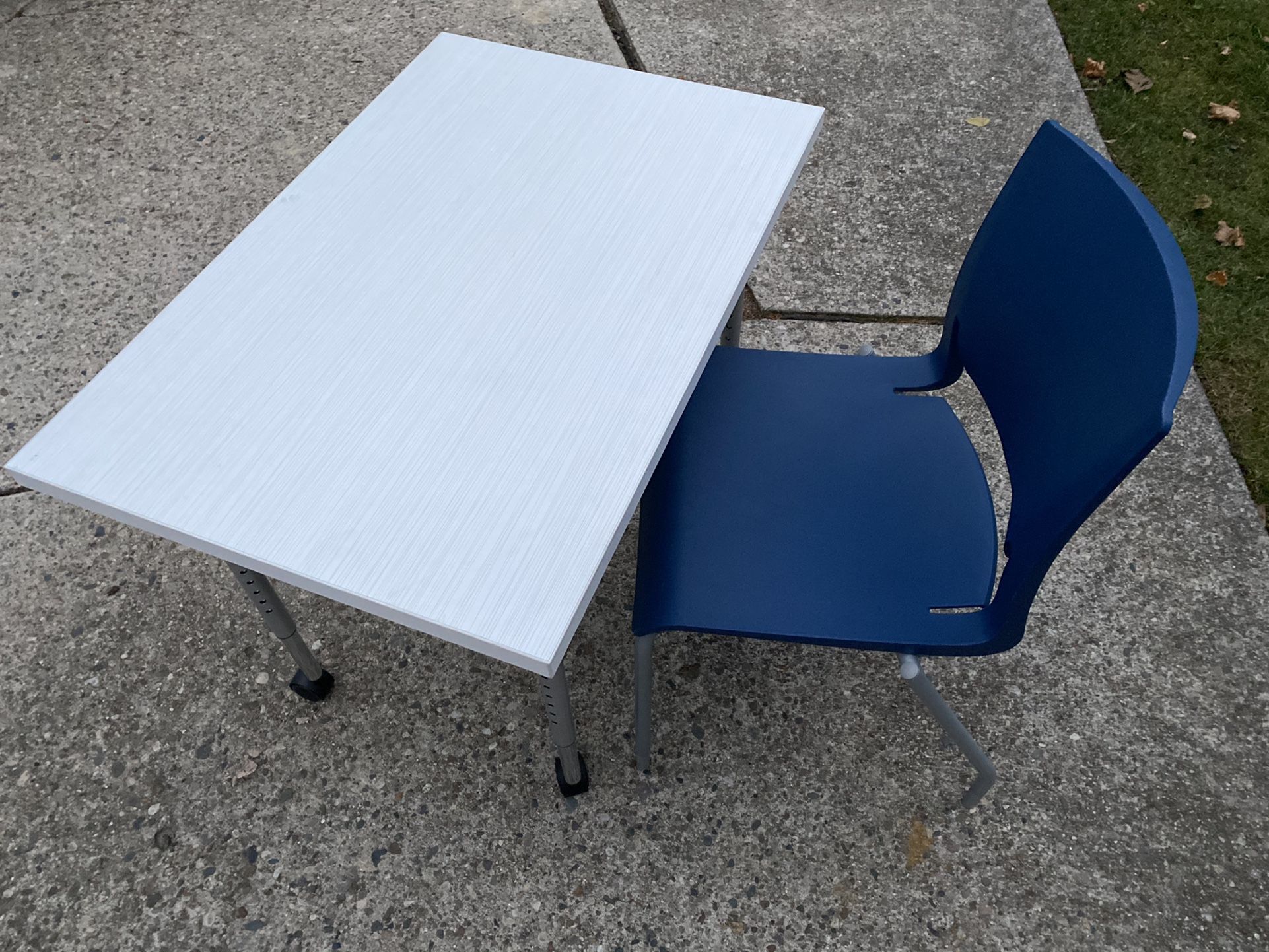 24” X 36” White Student Desk w/ Chair