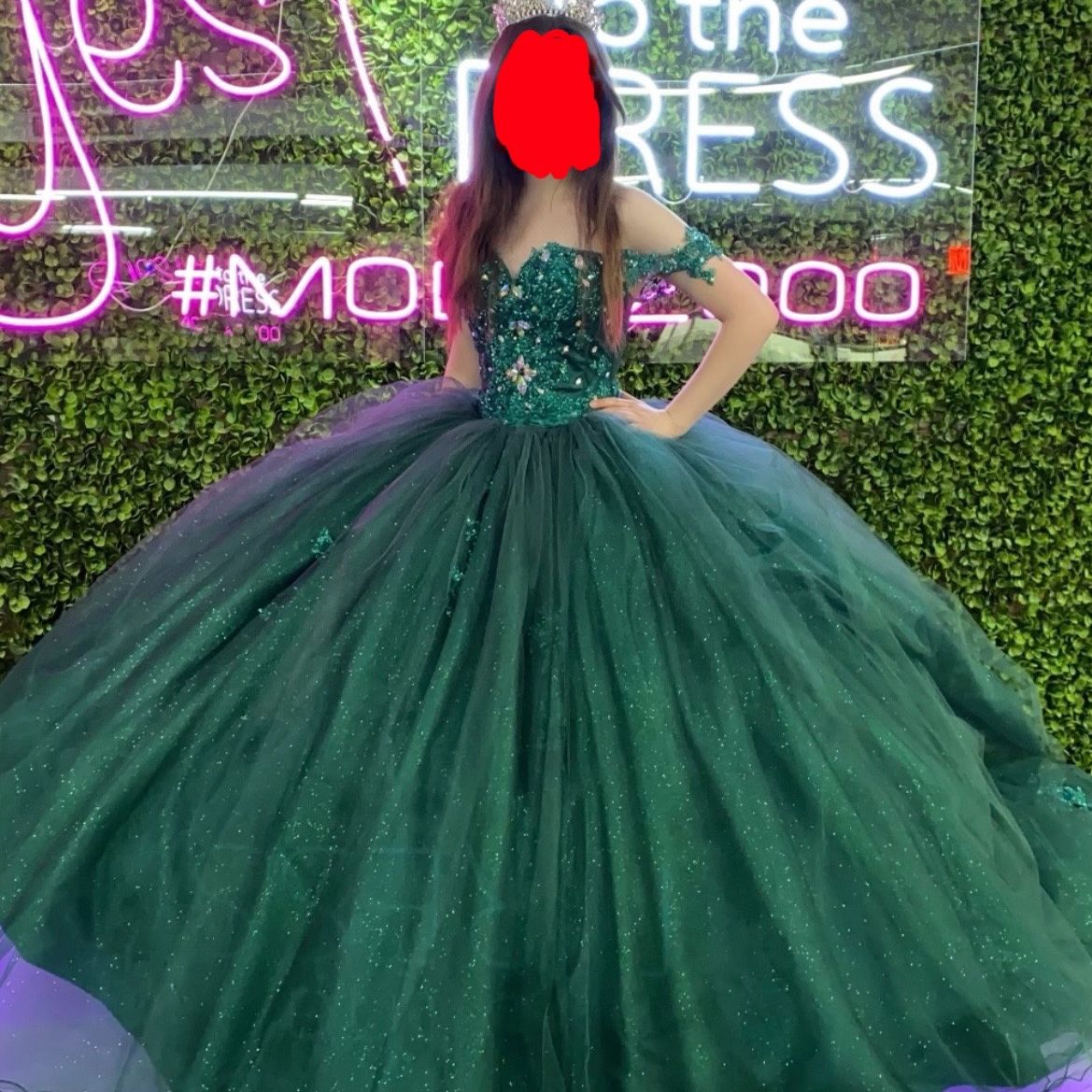 green emerald velvet dress M2K VOL IX – Moda 2000 LLC main image 1