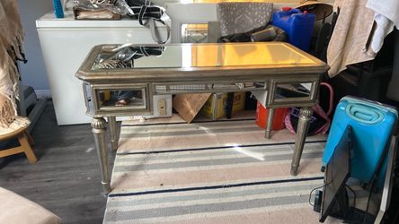 Mirror desk
