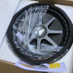 Kicker 12 inch 800 Watts Dual 4 Ohm Comp VR Series Car Subwoofer  New Nueva”