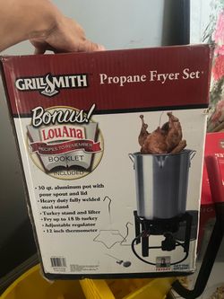 Grillsmith propane turkey fryer new
