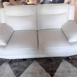 Love Seat Mint Condition Leather 