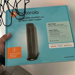Motorola WiFi Router
