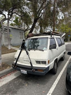 1984 Toyota Van
