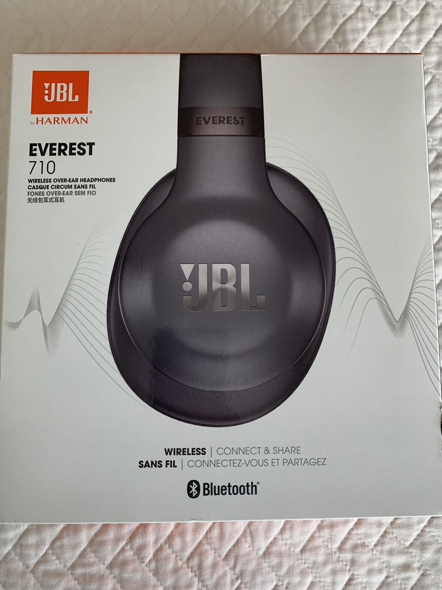 JBL Bluetooth Everest 710 wireless Headphones