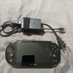 Modded PS Vita With Lots of Games And Charger. PlayStation