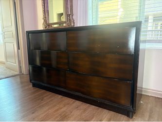 6-Drawer Wood Dresser