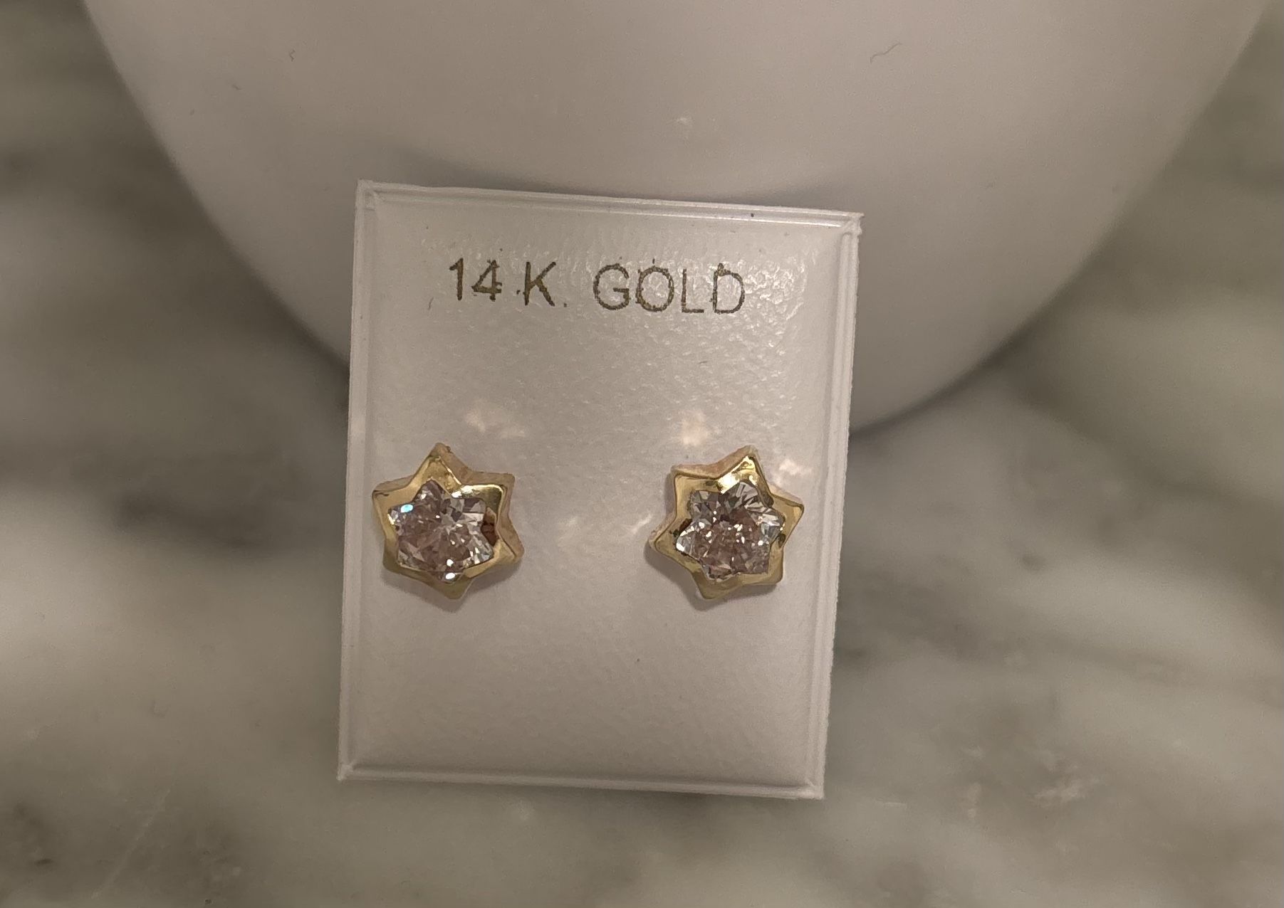 14K Gold Star Earrings