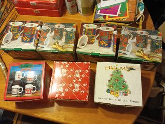 One box of 4 Christmas coffee hot chocolate cocoa mugs