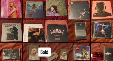 VINYLS, CDS, CASSETTES (READ DESCRIPTION)