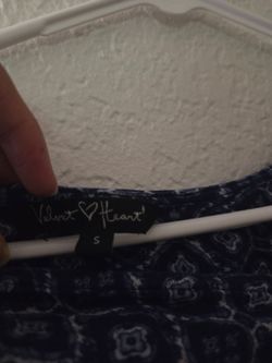 Velvet Heart Navy Patterned Top Size Small