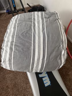 Queen size comforter