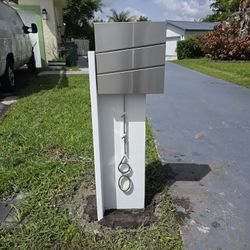 Mail Box
