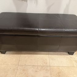 Faux Leather Storage Bench – Lift-Top Trunk – Great Condition!