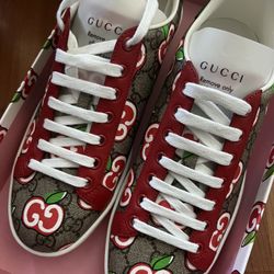 Gucci Sneakers