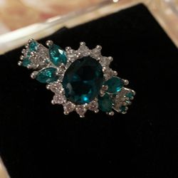 Genuine Green Tourmaline & Sapphire Ring 