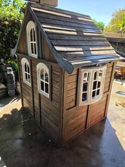 Kidkraft playhouse and chair