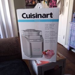 Cuisinart  Gelateria Frozen Yogurt Ice Cream Gelato Sorbetmaker