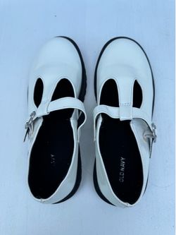 Old Navy Girls Mary Jane Low-Top Shoes US 4 (EUR 23)