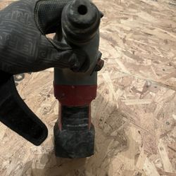 Milwaukee Rotary Hammer
