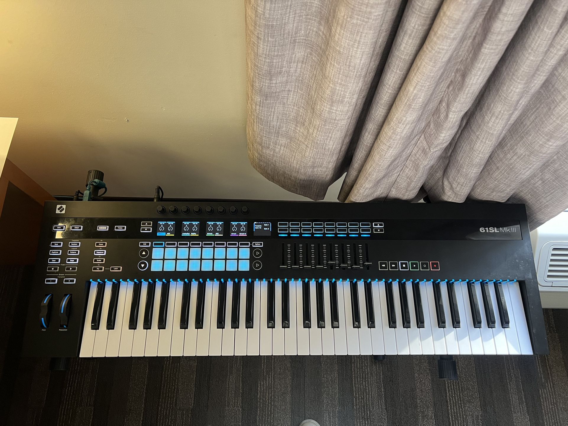 Novation 61SL MKIII