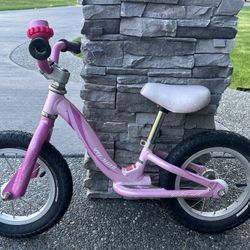 Balance Bike (specialized). 12”