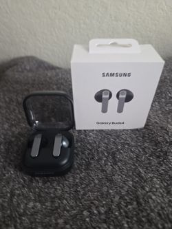 Samsung Buds 4