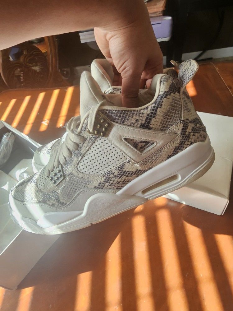 Jordan 4 Snakeskin Premium Size 11 Comes With Jordan Bag And I Even Have The Leather Shoestrings And Nike Bag Original VNDS