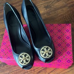 tory burch high heels open toe