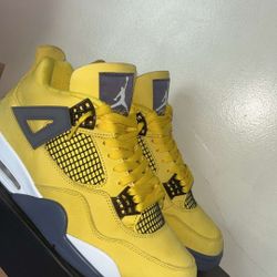 Jordan 4 Lightning 