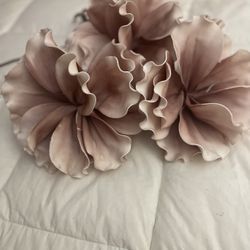 Beautiful Soft Mauve Foam Large Flowers