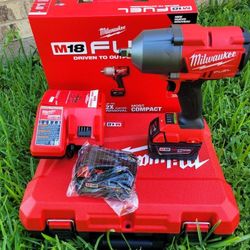 Milwaukee  1/2 Impact Wrench Set New 