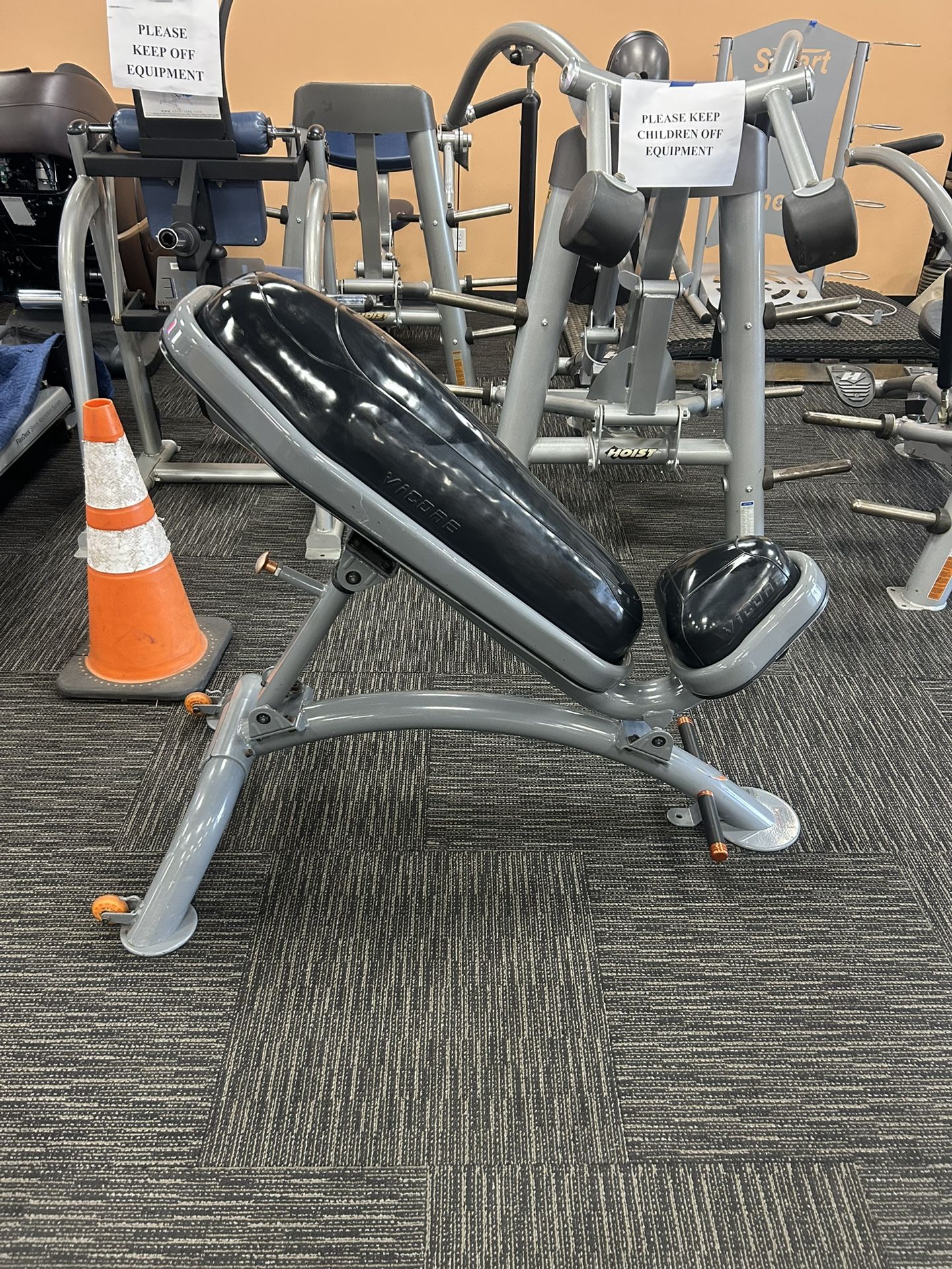 Vicore Core Adjustable Incline Bench