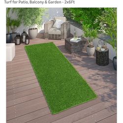New In Box 2x6 Artificial Grass Rug
