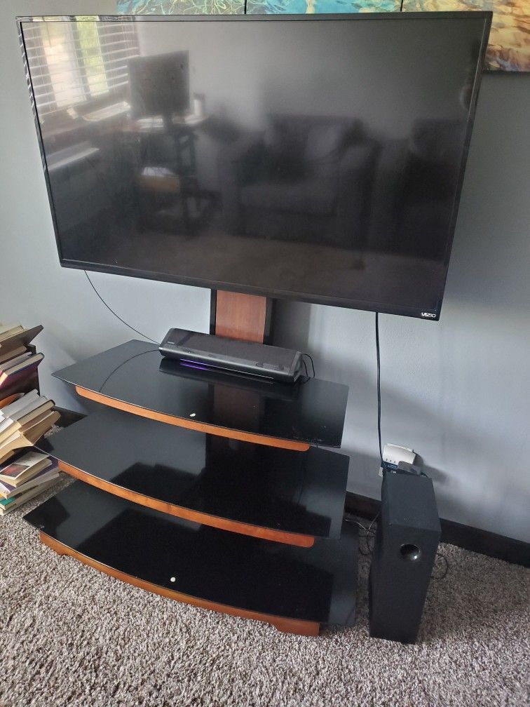 Smart TV, Vizio, Black, 43 Inch, TV Stand, Soundbar & Speakers