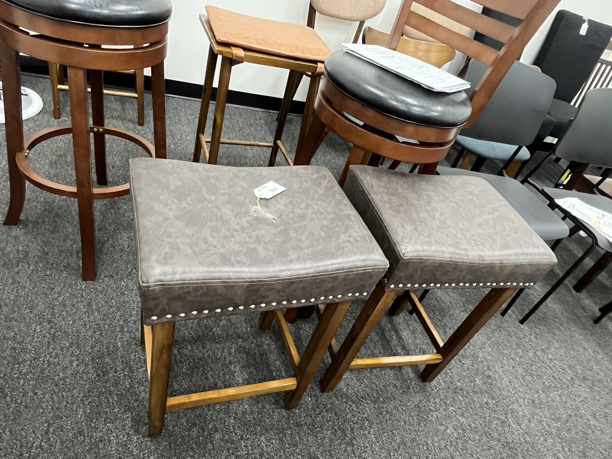NEW COSTWAY Bar Stools Set of 2, 24-Inch Counter Height Saddle Stools