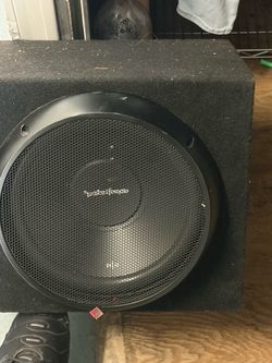 Rockford Fosgate Subwoofer in Enclosure Box vs