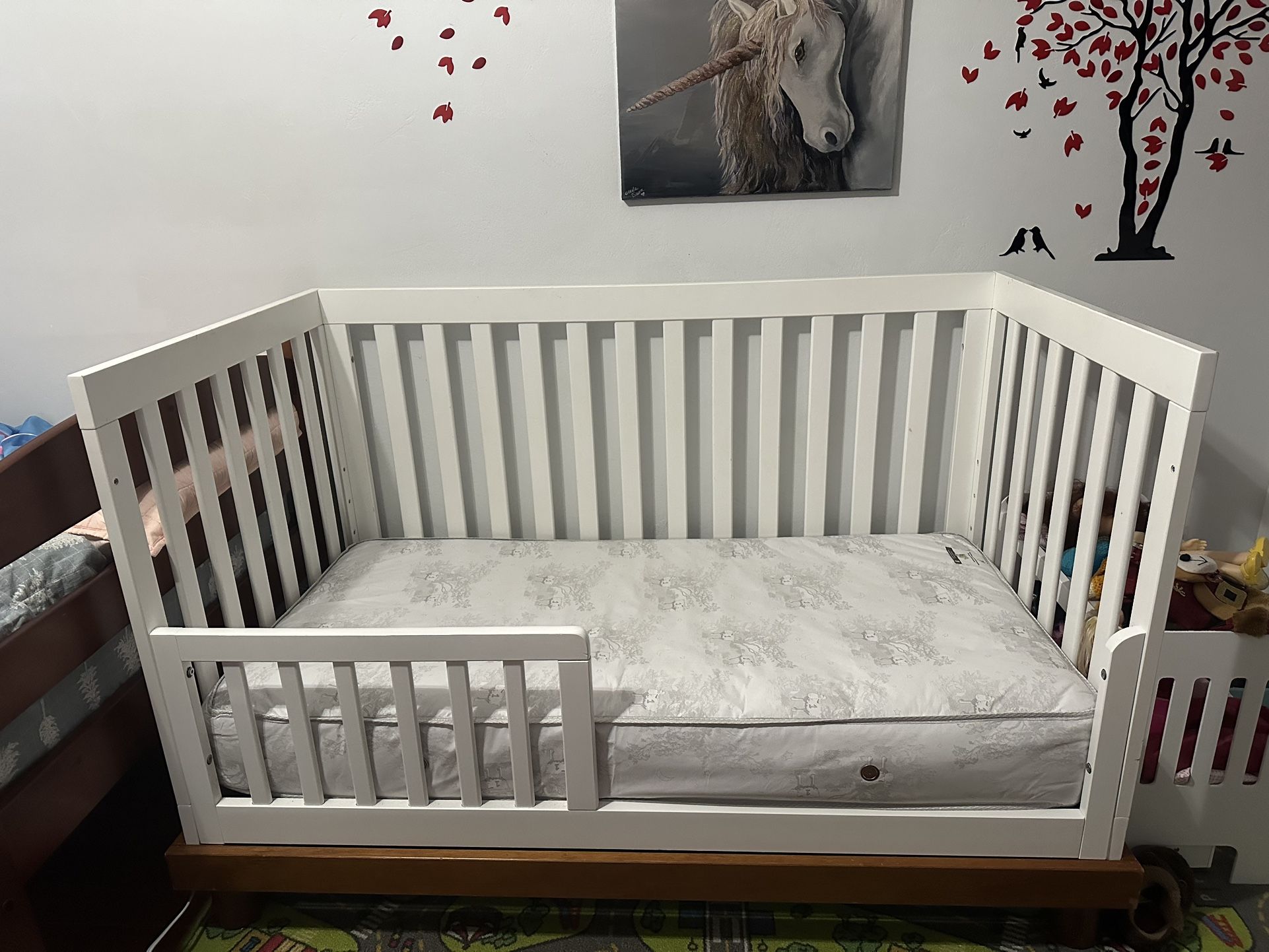 Crib 2-in-1 For Baby And For Toddler + Mattress