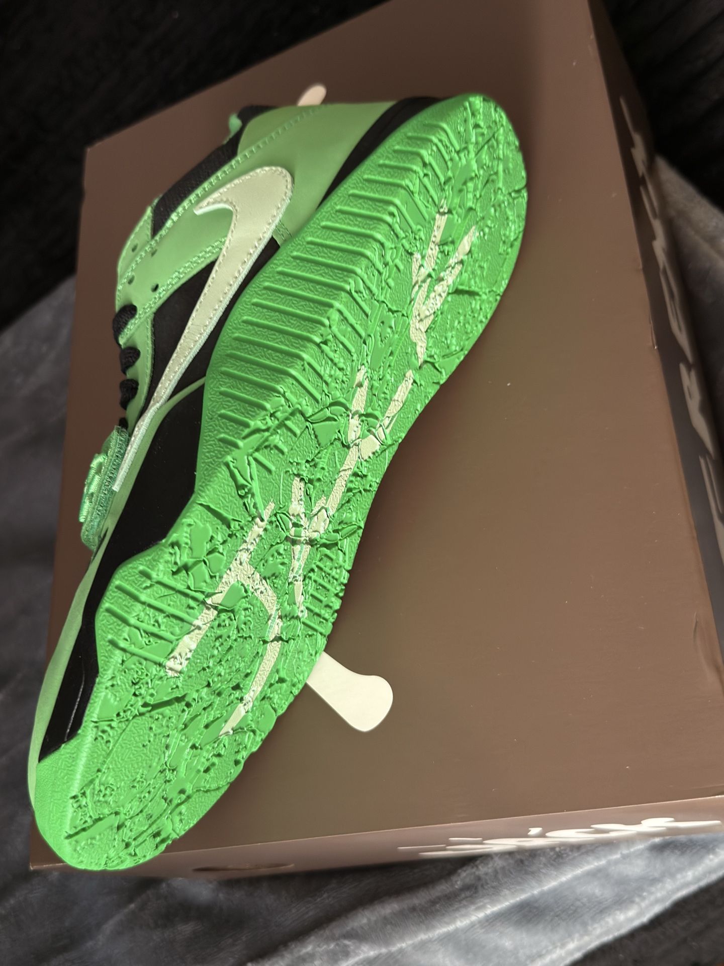 Jordan CJ1 T- Rexx Travis Scott Green Spark