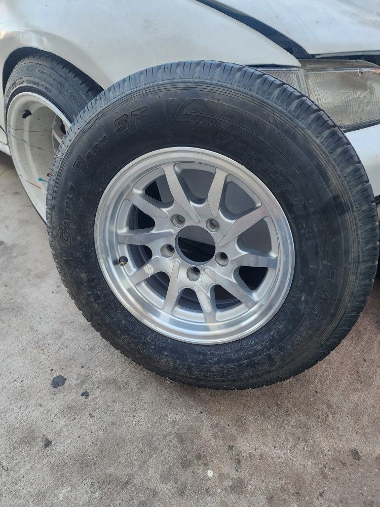 Trailer Tire/rim