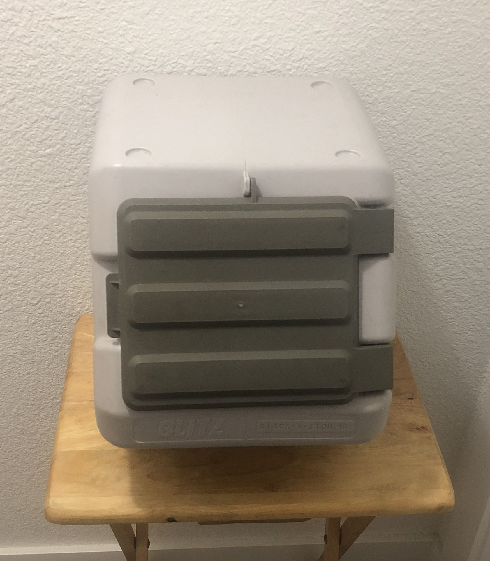 Blitz Stack-N-Store 40 pet food storage bin container