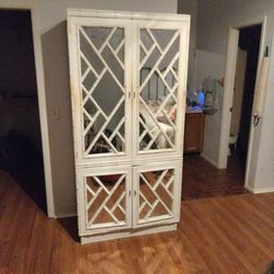 Free bedroom set