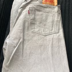 Levi’s Size 44/32