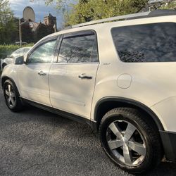 2011 GMC Acadia