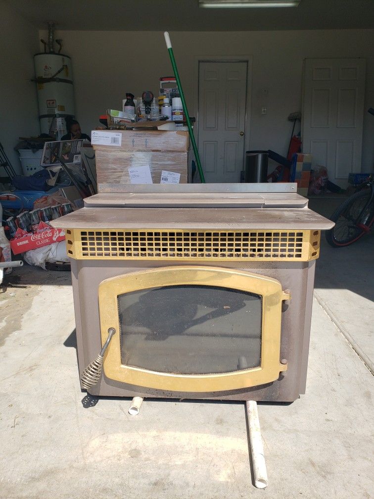 Warnock Hersey Pellet Stove