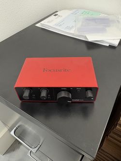 Focusrite Scarlett Solo 3rd Generation USB Audio Interface.